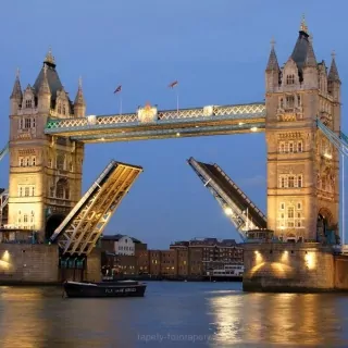 Vliesové fototapety Tower Bridge L-105